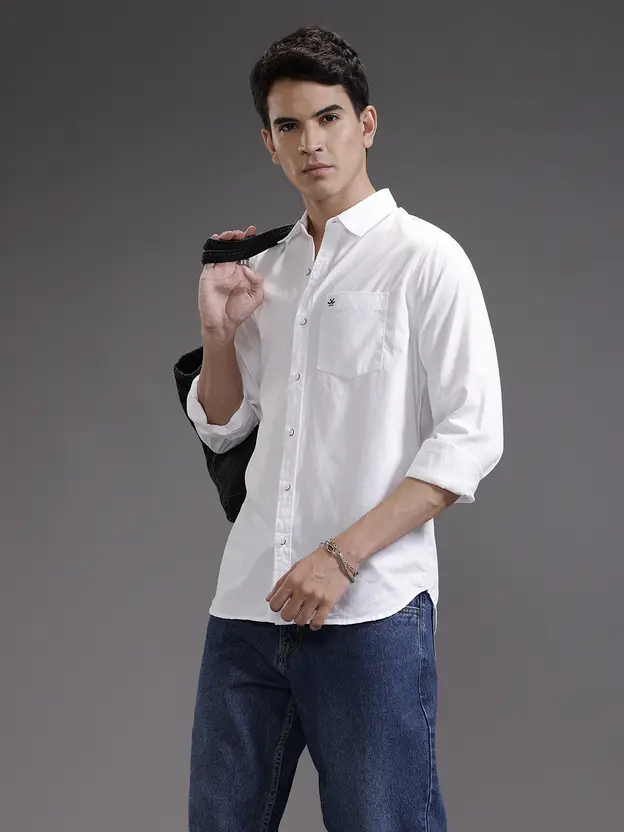 Men Regular Fit Solid Spread Collar Casual Shirt (Full Sleeve)